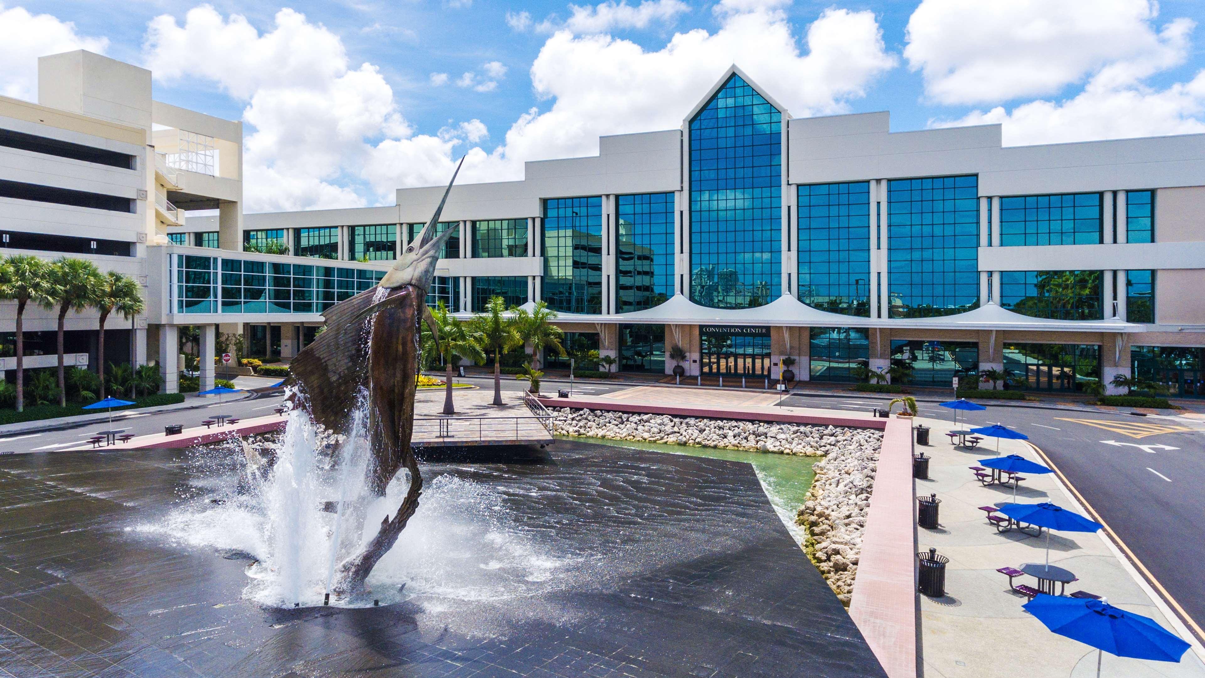 Hyatt Place Fort Lauderdale Cruise Port & Convention Center Hotel Exterior photo