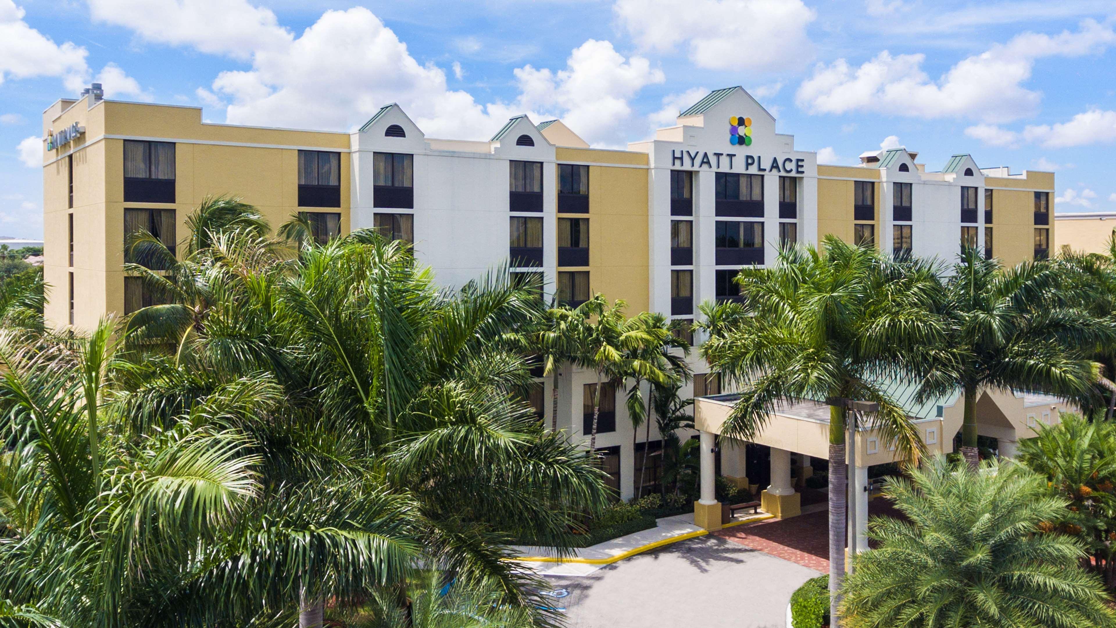 Hyatt Place Fort Lauderdale Cruise Port & Convention Center Hotel Exterior photo